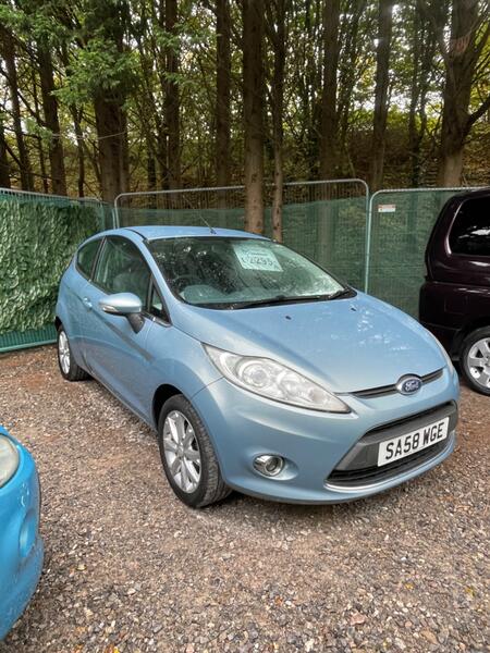 FORD FIESTA 1.3 Zetec